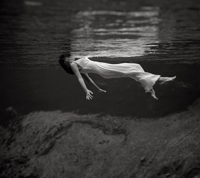 Toni Frissell’s Lady in the Water 1947