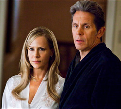 Gary Cole and Julie Benz in Ricochet