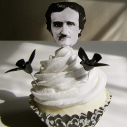 Poe cupcake