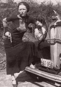 Bonnie Parker: Bein’ a moll leads to a short and violent life!