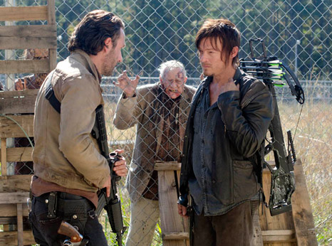 Rick is about to do more to protect Daryl than he does to protect Carl!