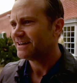Lee Tergesen (the Terg) playing Philly detective Ed Gorski, a ghost from Vic's past.