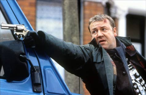 Ray Winstone as Dave in Face (1997)