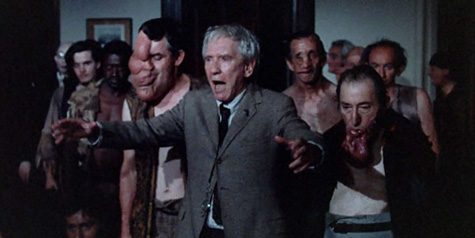 Burgess Meredith and the controversial freakshow walk-on cast of The Sentinel (1977)