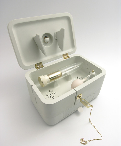 21 Grams by artist Mark Sturkenboom: A spot for the wedding ring, the scent, the favorite song, and more...